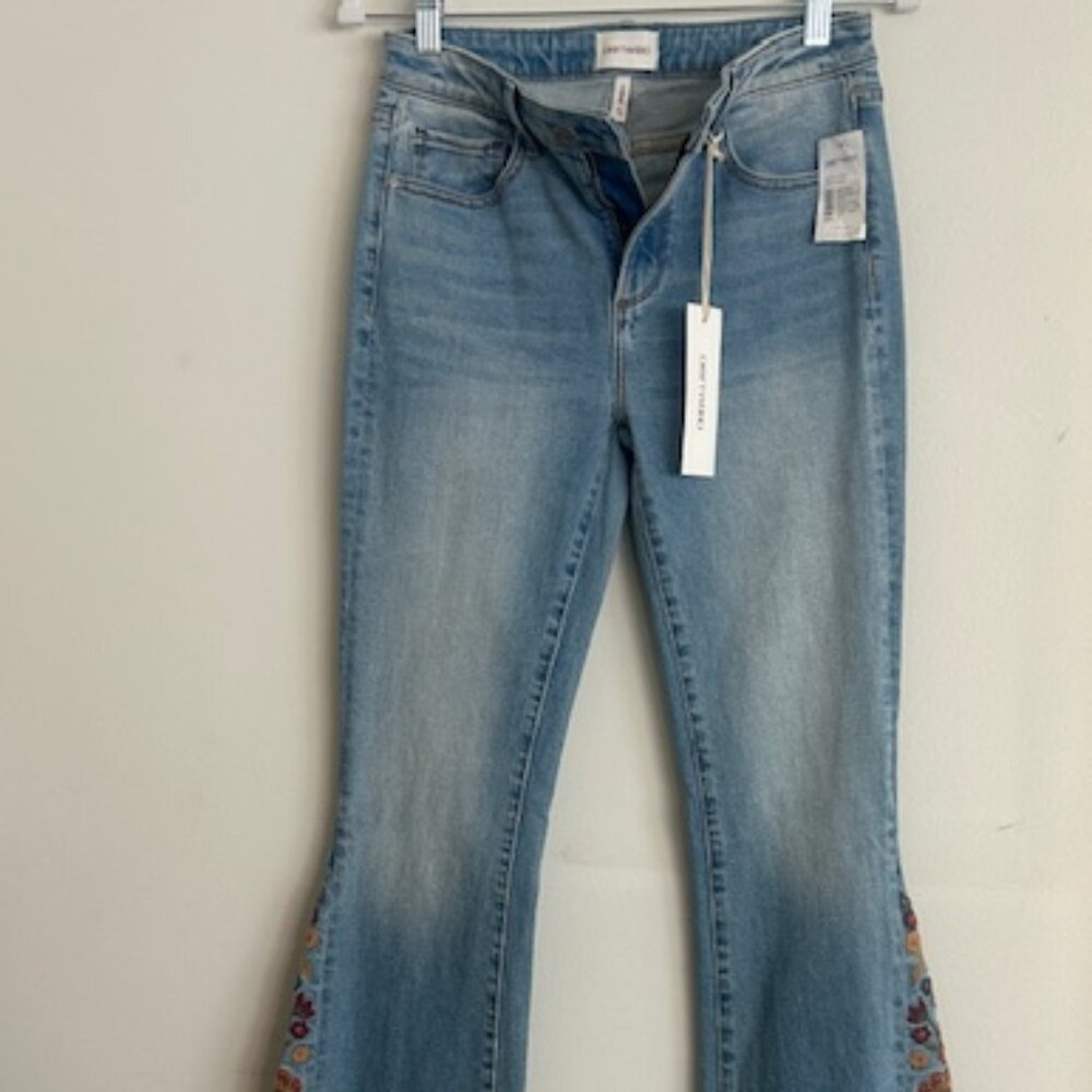 Driftwood Farrah X Zen Embroidered Floral Flare Light Wash Jeans NWT - Picture 9 of 16